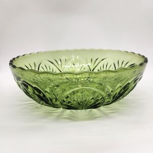 Vintage Anchor Hocking Avocado Green Bowl